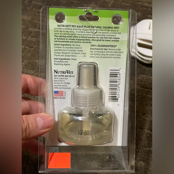 New NUTRI-VET PET-EASE NATURAL CALMING DIFFUSER REFILL FOR CATS - AS IS - Picture 6 of 8